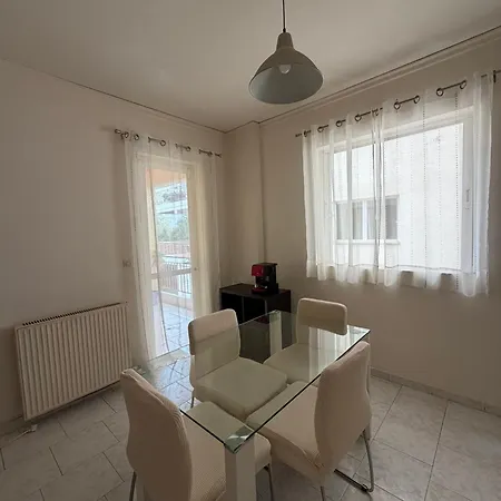 δυάρι στα Jumbo,αβ Apartment Patras